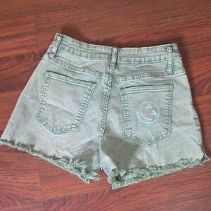 Salty Savage Light Green Frayed Hem HighRise Shorts Size L